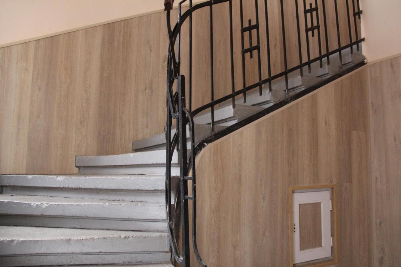 Apartments Domovik ,Kirilla I Mefodiya, 5 Mukachevo Exterior foto