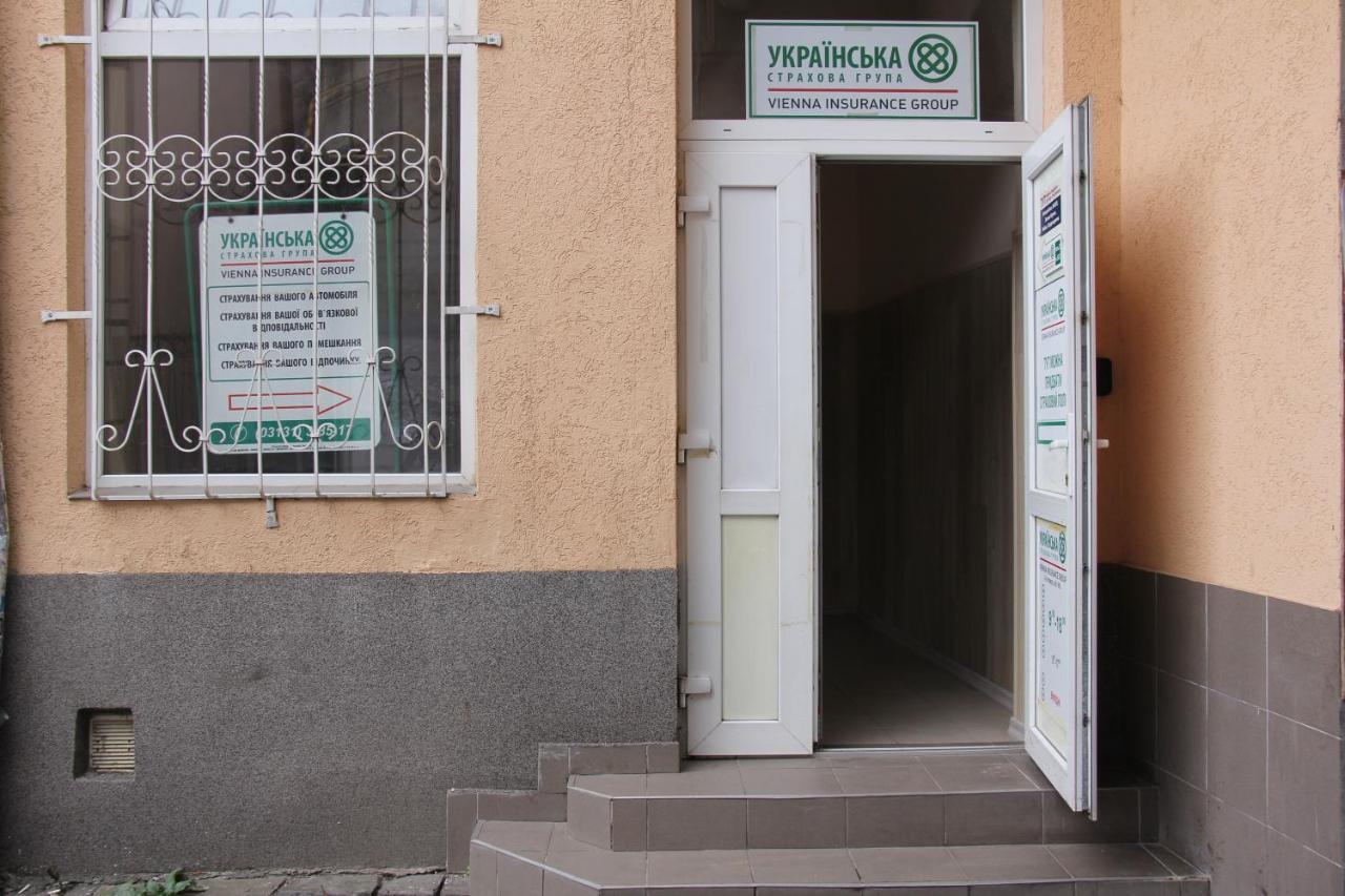 Apartments Domovik ,Kirilla I Mefodiya, 5 Mukachevo Exterior foto